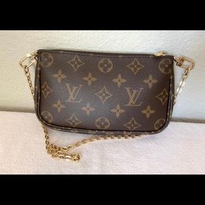 Louis Vuitton pochette accessories multi monogram